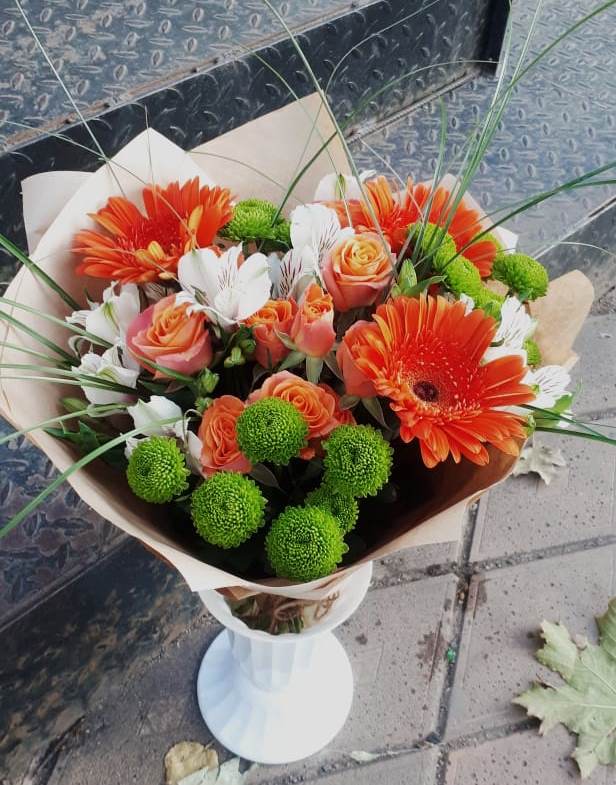 Букет цветов из: Герберы, Хризантемы, Альстромерии и Розы в Коломне