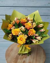 Букет цветов из:  Альстромерии и Розы в Коломне