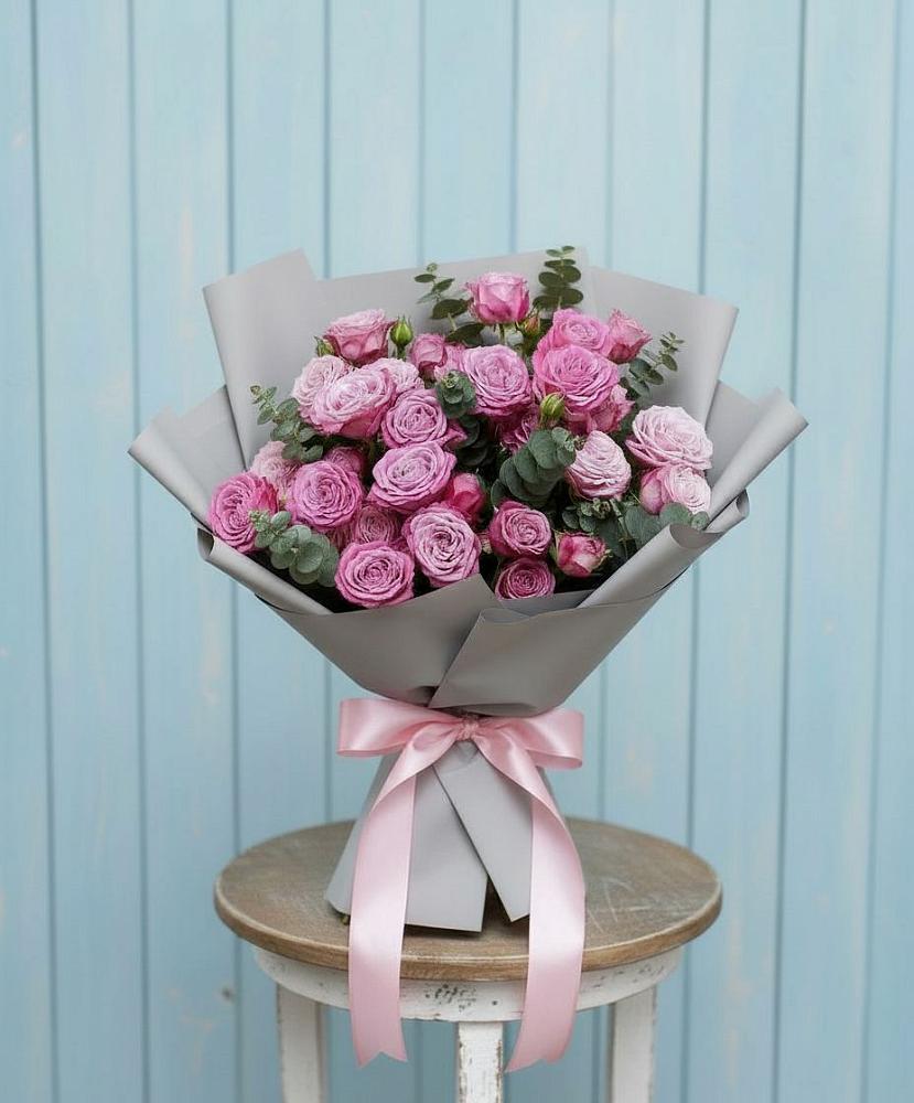 Композиция Яркий комплимент в Коломне Букет цветов из: Розы в Коломне