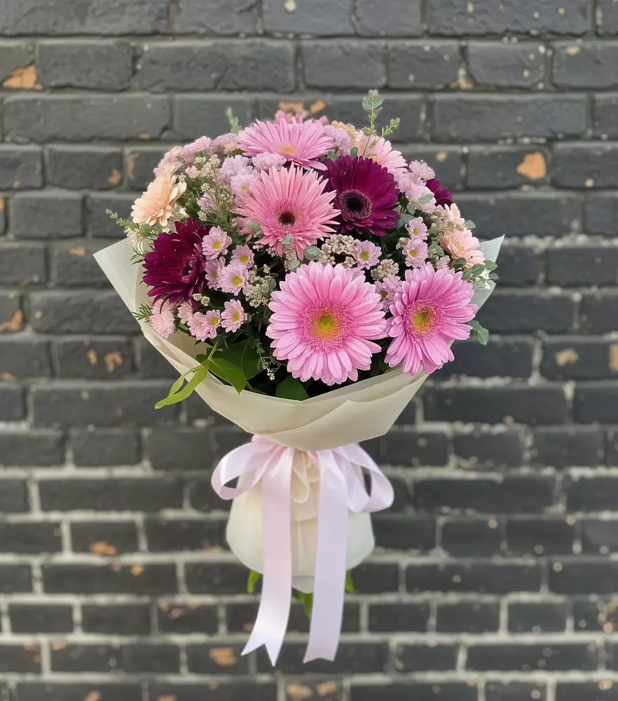 Букет цветов из: Герберы и Хризантемы в Коломне