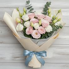 Букет цветов из:  Лизиантусы в Коломне