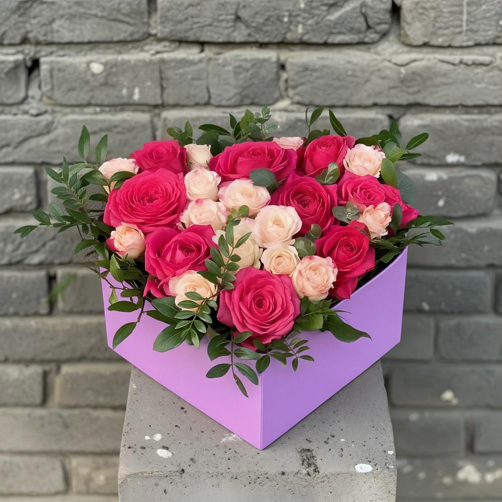 Композиция моя любовь в Коломне Цветочная композиция из Розы в коробке в Коломне