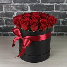 Цветочная композиция из Розы в шляпной коробке в Коломне