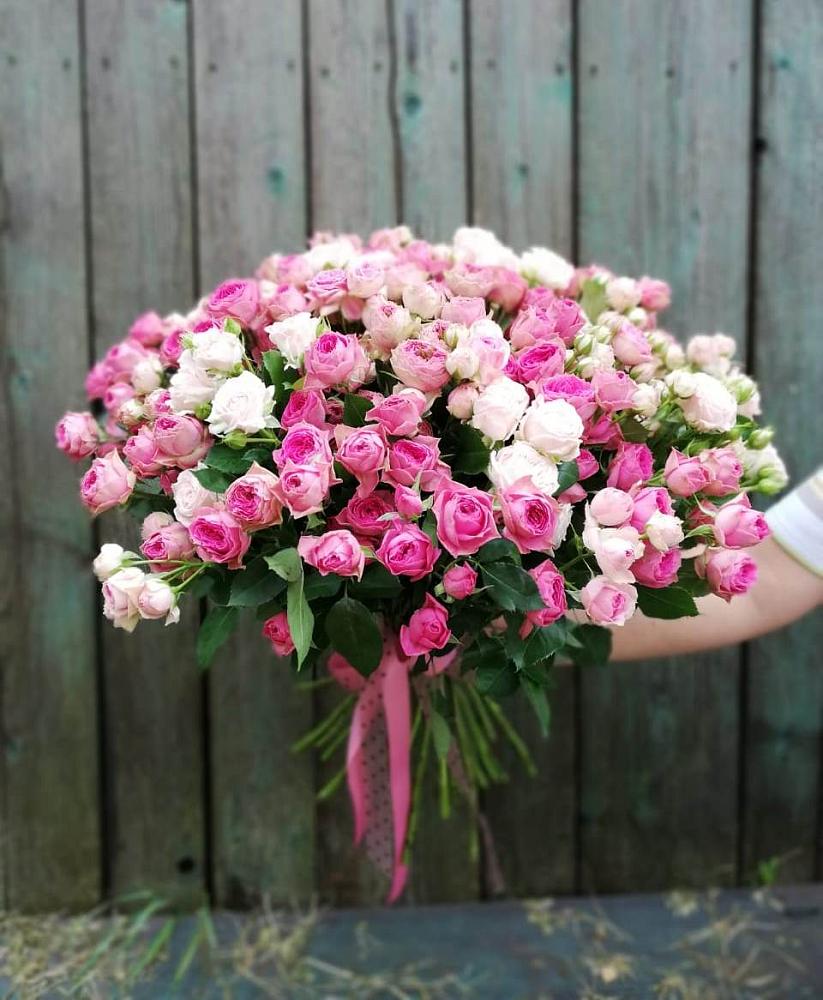 Букет Розовые кустовые розы Натали и Лав Лидия в Коломне