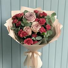 Букет восхищение в Коломне Букет цветов из:  Гвоздики и Розы в Коломне